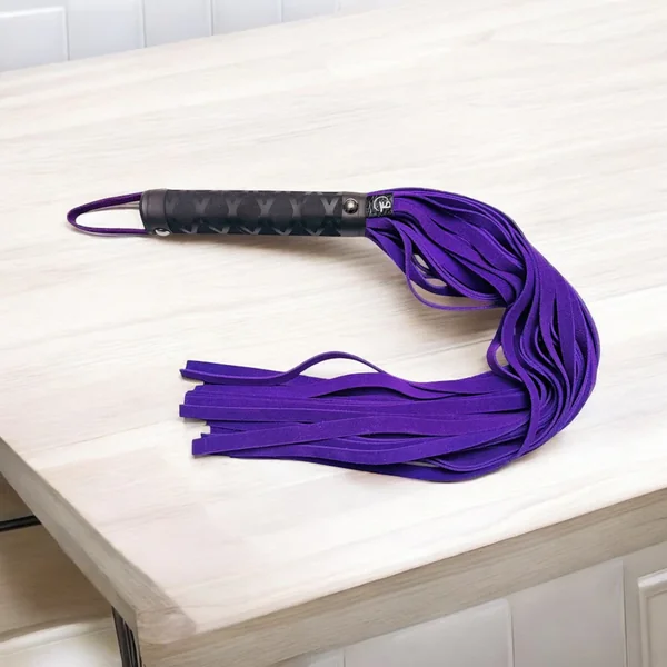 Total Submission 22″ Florentine Flogger Set