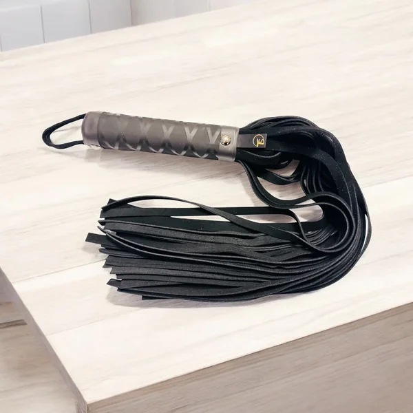 Total Submission 24″ Florentine Flogger Set